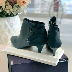 Women’s Boots ALFANI Black Grommet Stretch Cross Kitten Heel Booties Shoes Heels